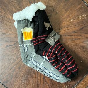 2 Pairs Fuzzy Fleece Thick Anti Slip Grip Socks NWT